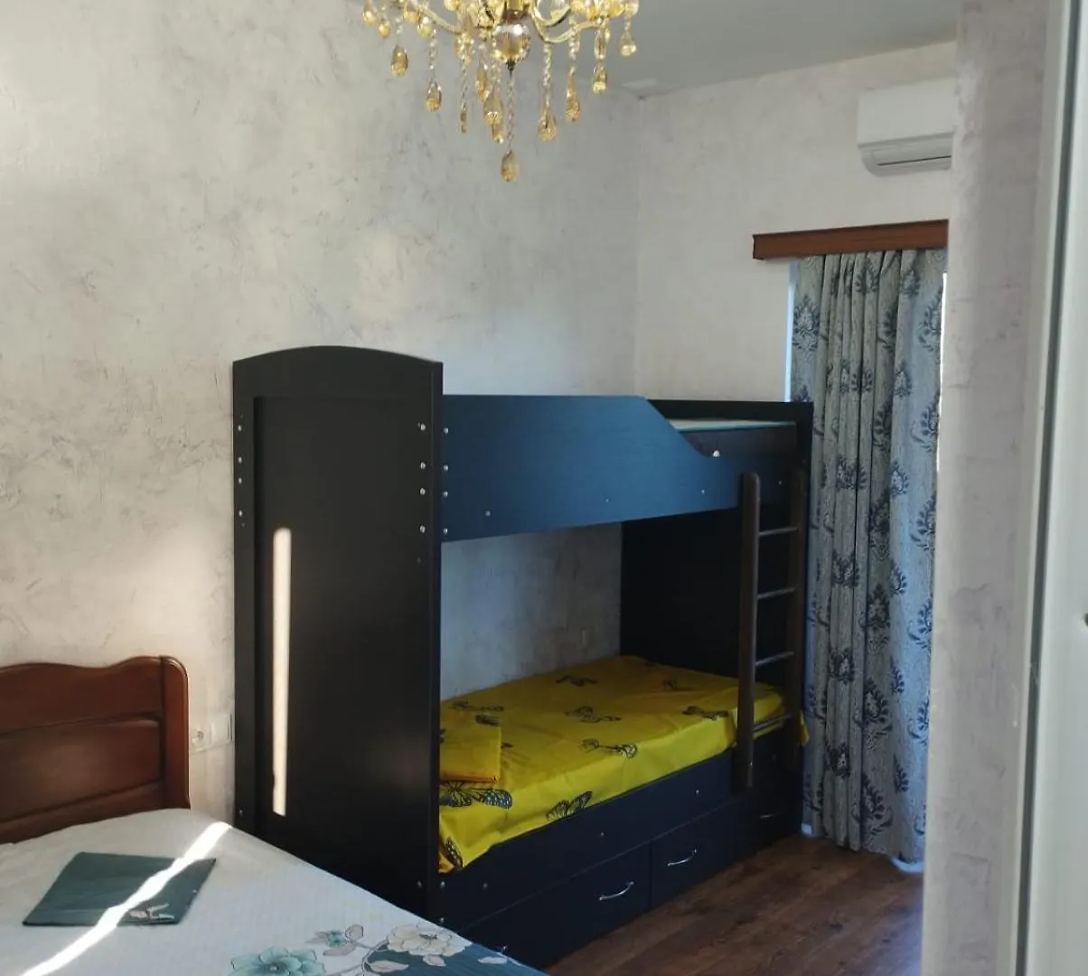 Pensjonat Nugo House Batumi Gruzja