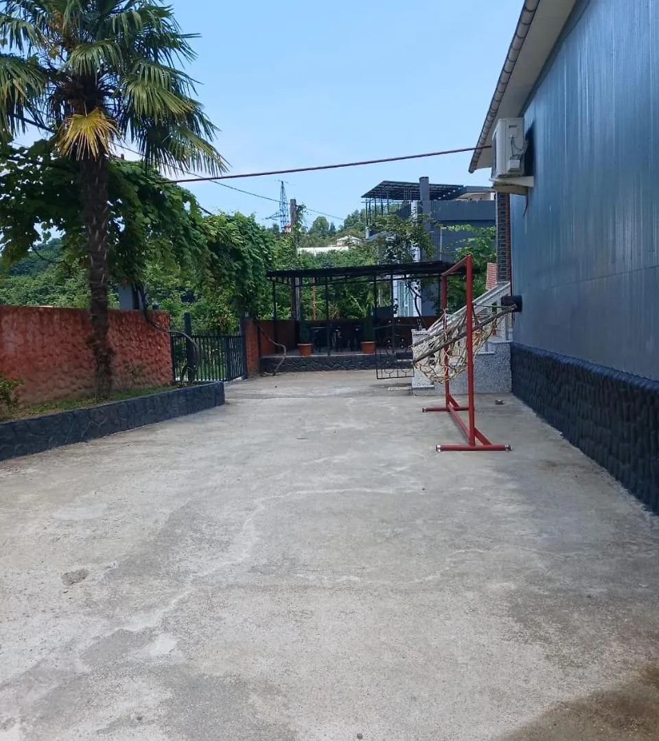 Pensjonat Nugo House Batumi Gospodarstwo wiejskie